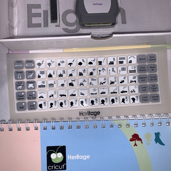 Cricut Freshly Picked & Heritage Cartridge Set - Multicolor - Picture 5 of 7